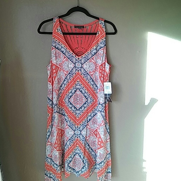 Luxology Dresses & Skirts - NWT Summertime paisley print orange dress